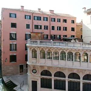 Corte Grimani 3* Veneza