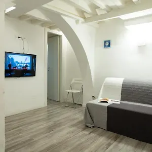 Un Bacio A Apartamento