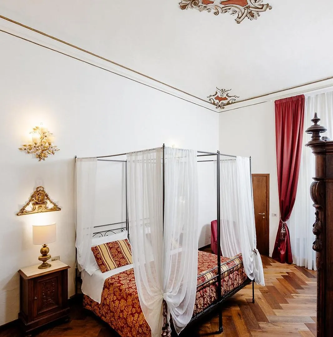Hotel Palazzo Dal Borgo Florença 4*,  Itália